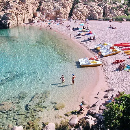 5 Beds In Just 500 Mt From The Sea