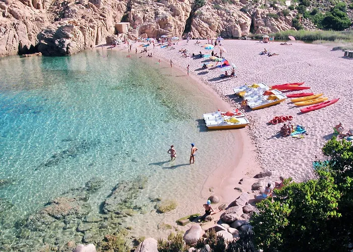 5 Beds In Just 500 Mt From The Sea