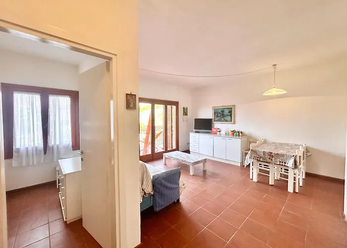 5 Beds In Just 500 Mt From The Sea *